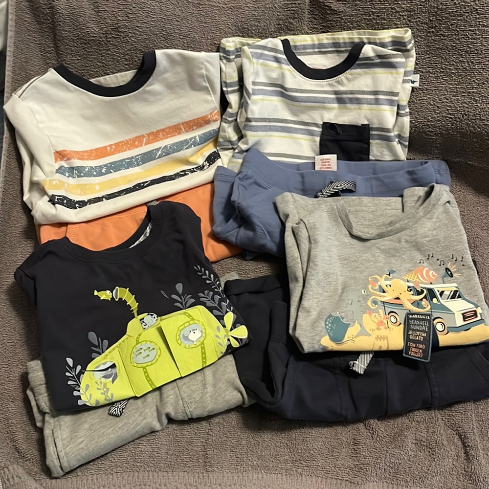 4 Tommy Bahamas size 3T outfits gently worn